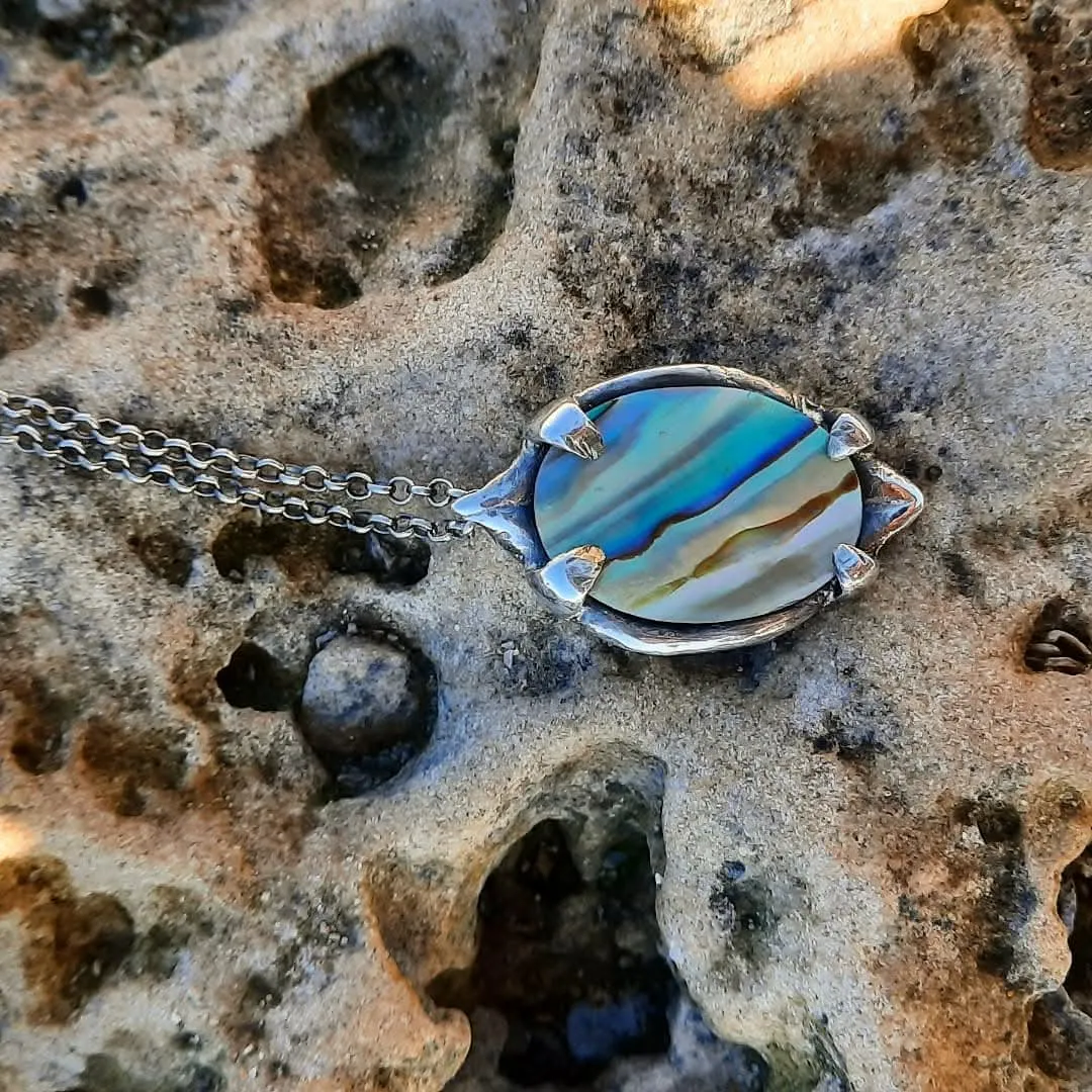 N.18 Lotus Abalone Shell Heavy Necklace