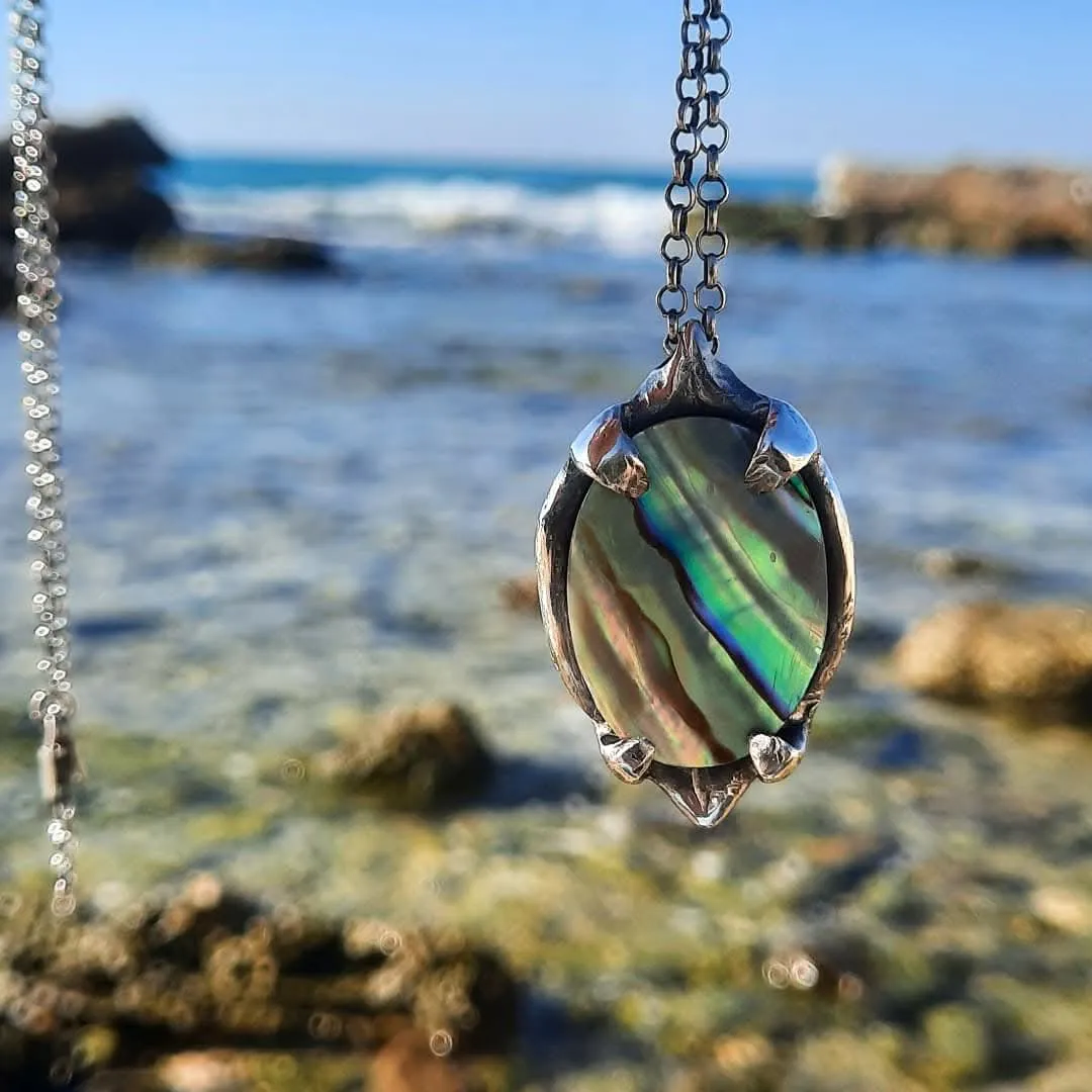 N.18 Lotus Abalone Shell Heavy Necklace